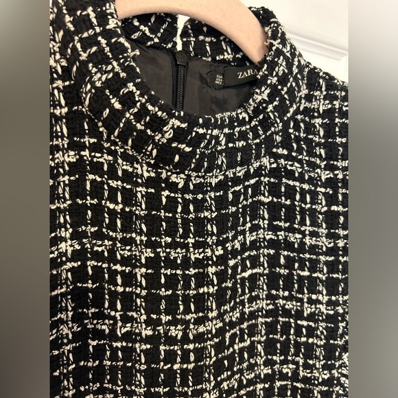 ZARA - tweed jumpsuit. Size XS. - Picture 4 of 6